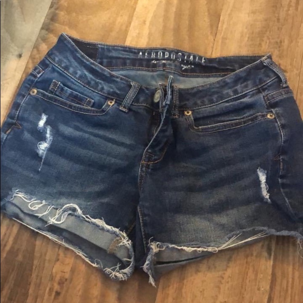 Size 0 aero short